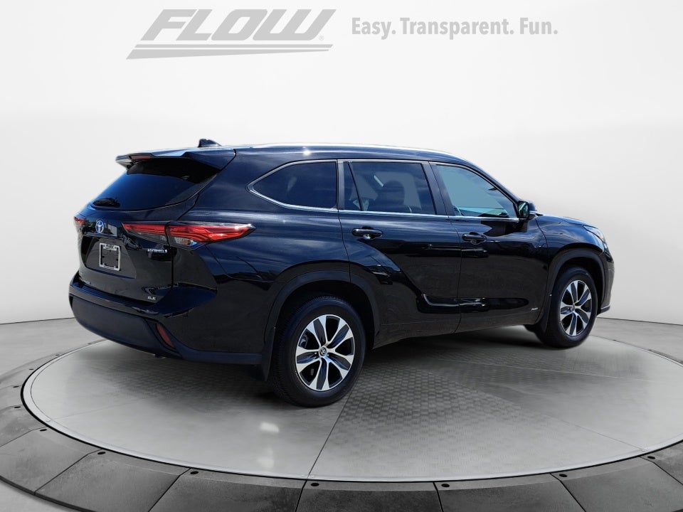 2023 Toyota Highlander Hybrid XLE