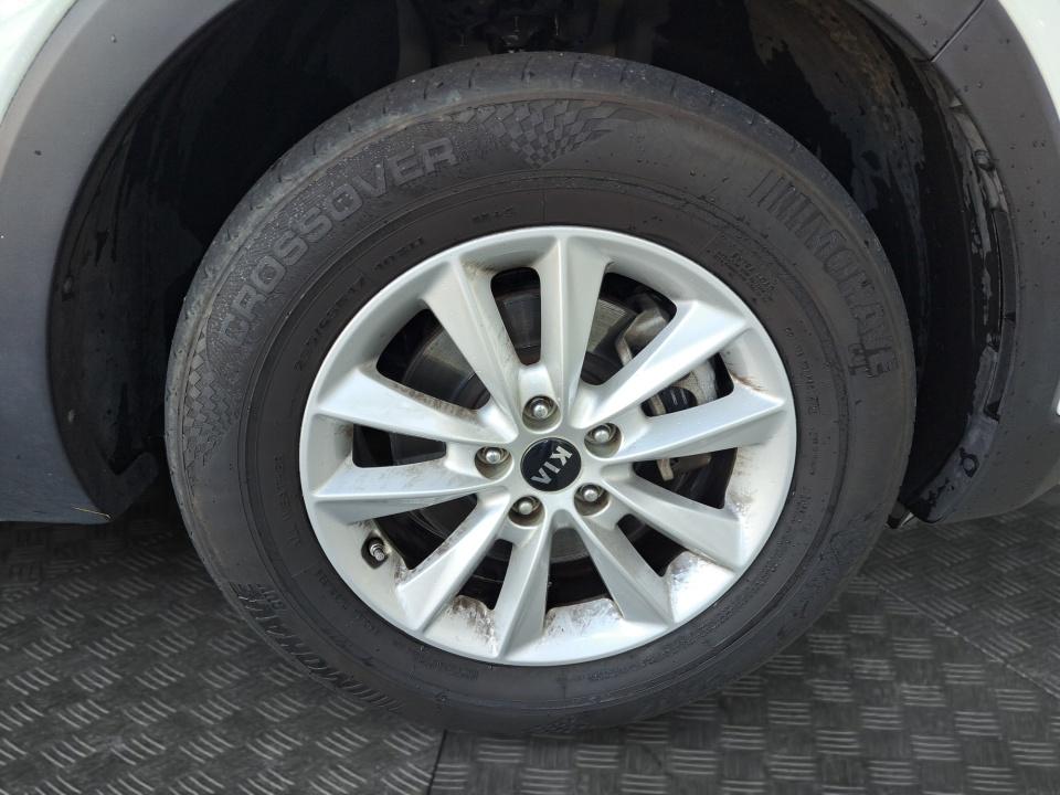 2020 Kia Sorento LX