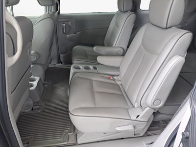 2015 Nissan Quest SV