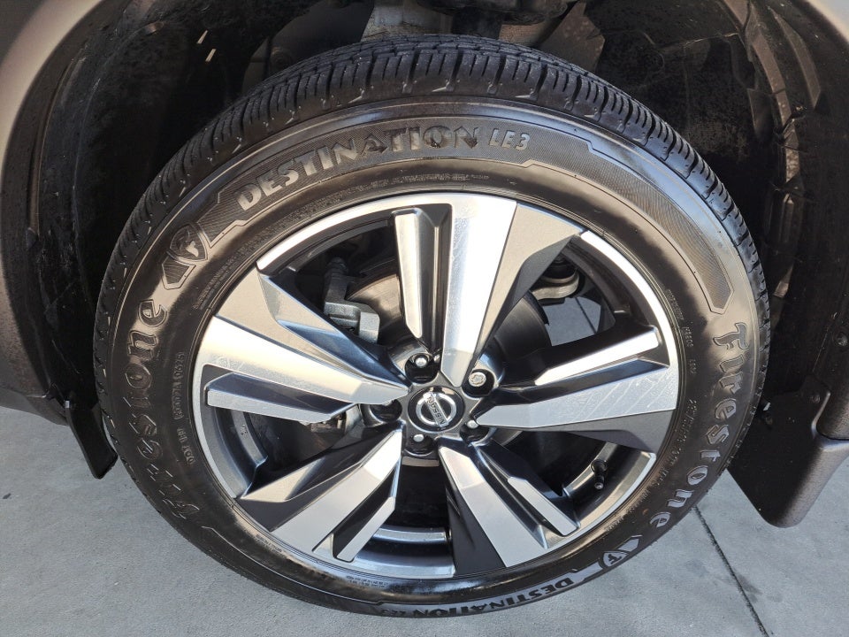 2021 Nissan Rogue Platinum FWD