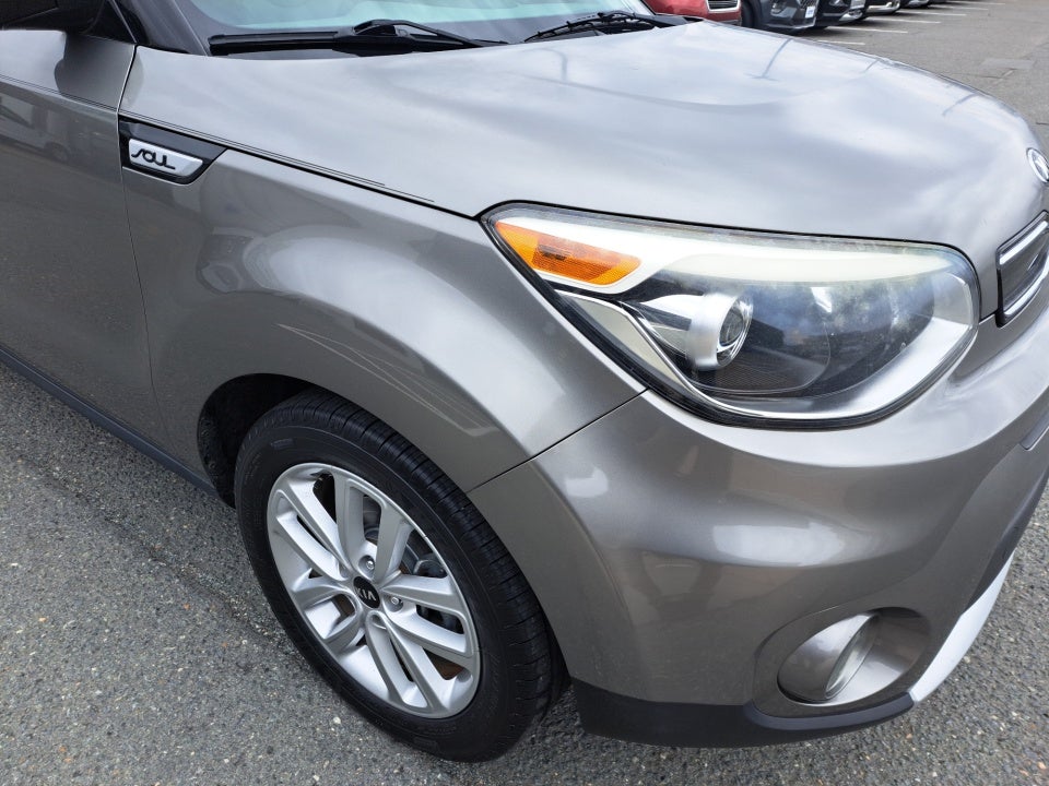 2017 Kia Soul +