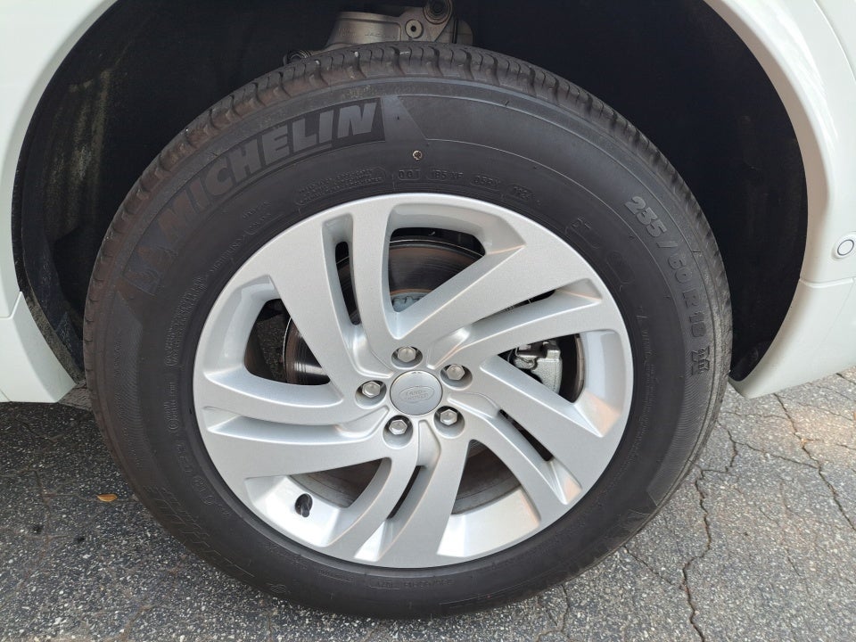 2024 Land Rover Discovery Sport Core S