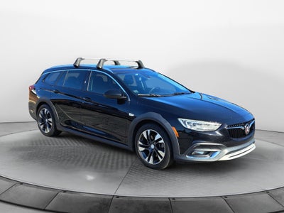 2018 Buick Regal TourX Essence