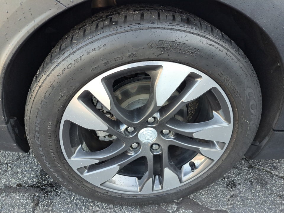 2018 Buick Regal TourX Essence