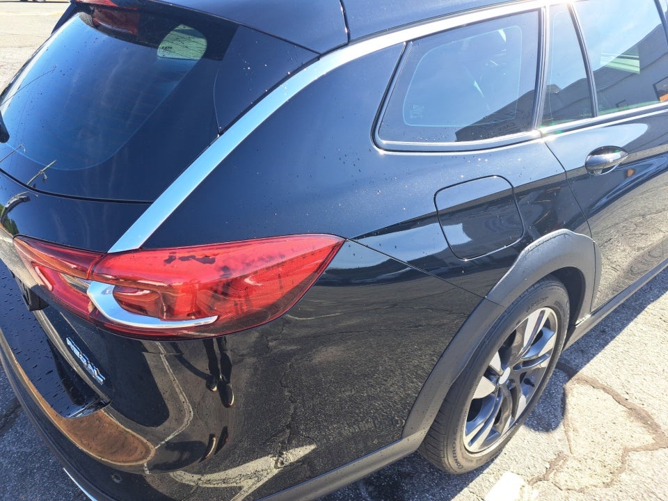 2018 Buick Regal TourX Essence