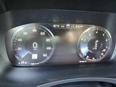 2017 Volvo S90 Momentum
