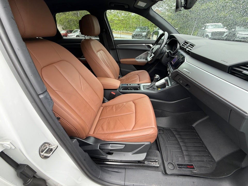 2020 Audi Q3 Premium 45 TFSI quattro Tiptronic