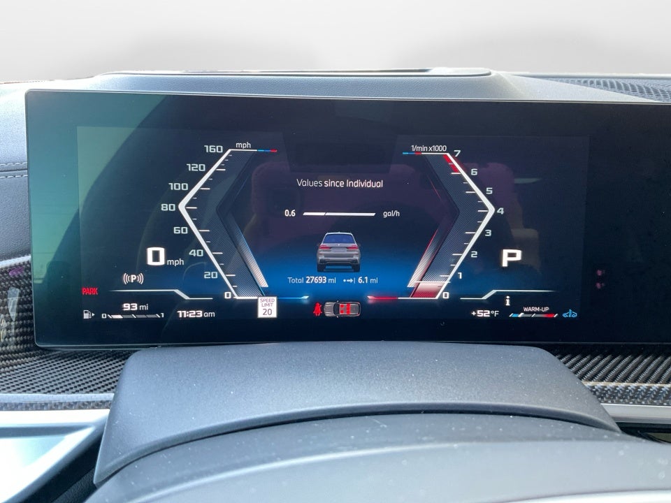 2024 BMW X7 M60i