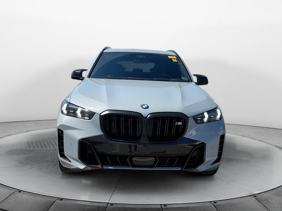 2024 BMW X5 M60i