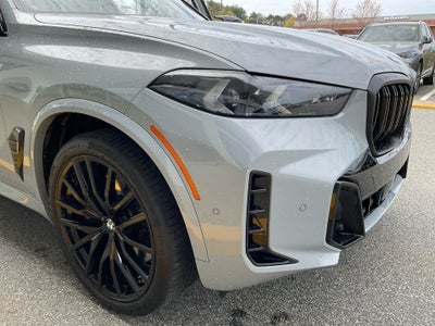 2024 BMW X5 M60i