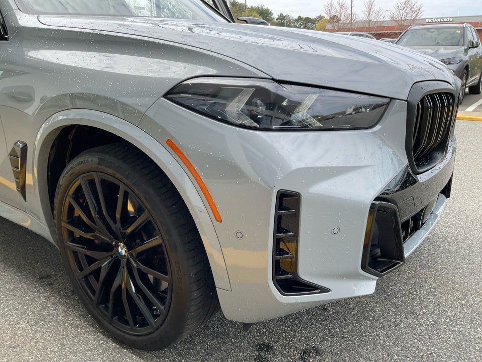 2024 BMW X5 M60i