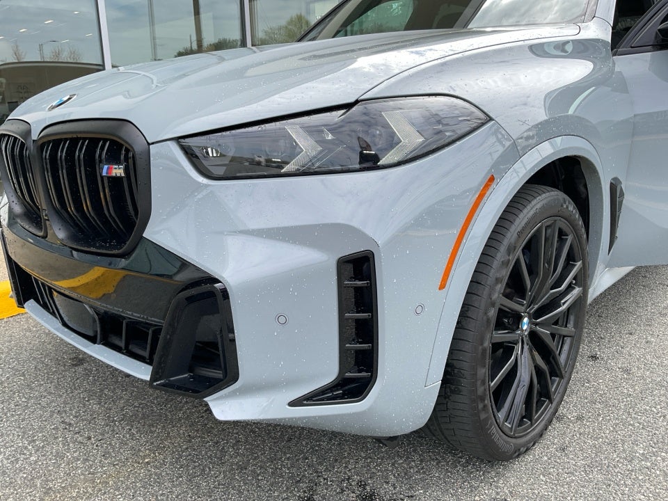 2024 BMW X5 M60i
