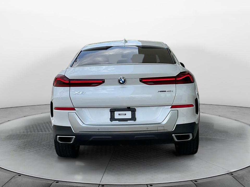 2022 BMW X6 xDrive40i