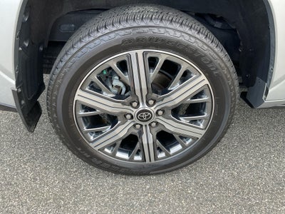 2023 Toyota Sequoia Capstone