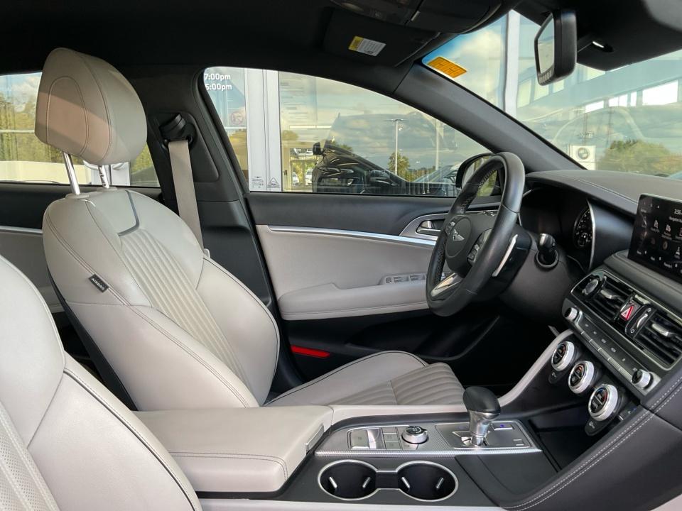 2023 Genesis G70 3.3T