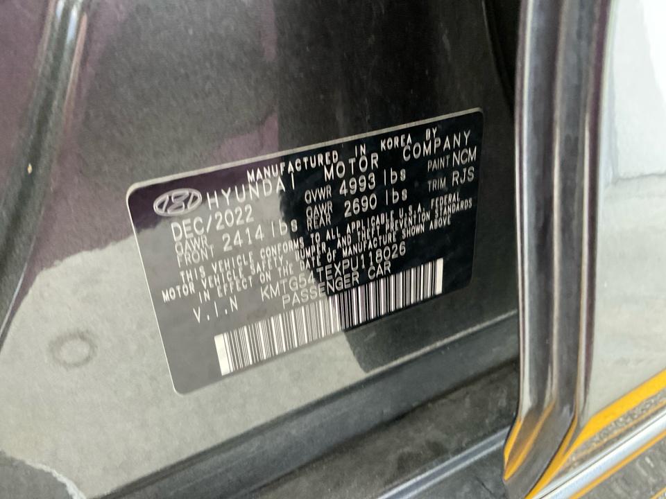 2023 Genesis G70 3.3T