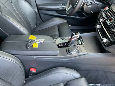 2023 BMW M5 Sedan