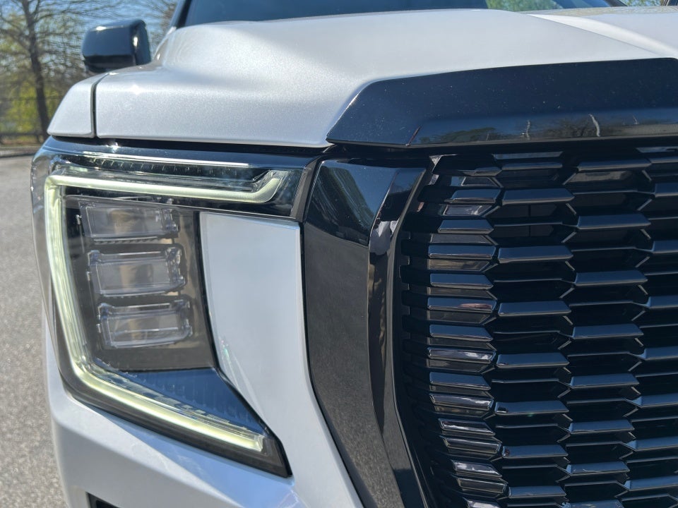 2024 GMC Yukon 4WD AT4