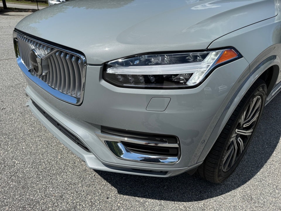 2024 Volvo XC90 Plus Bright Theme