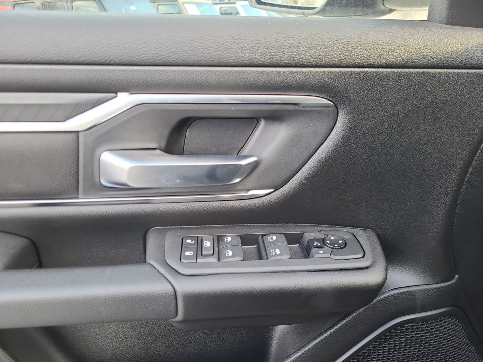 2025 RAM 1500 Big Horn Crew Cab 4x4 5'7" Box