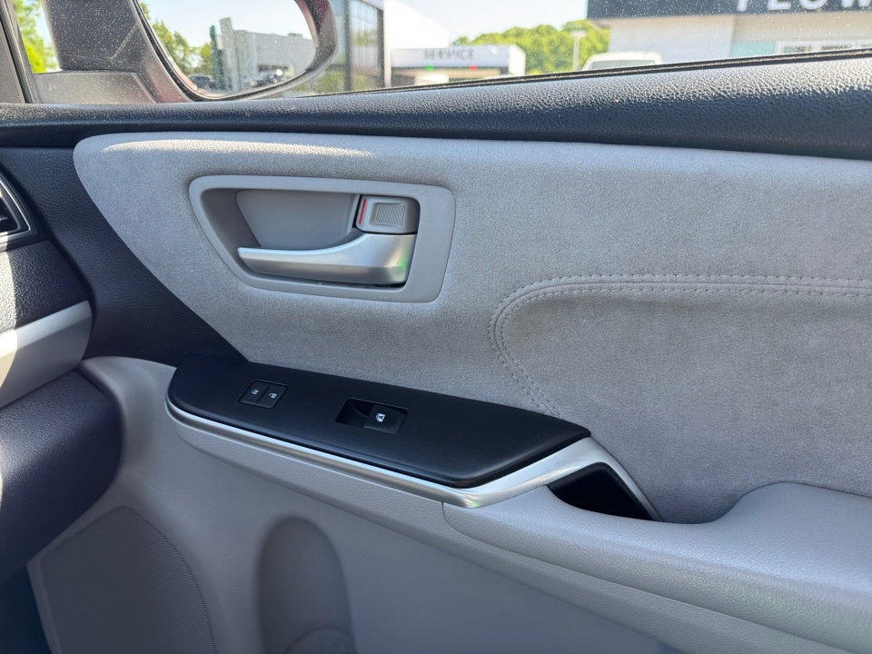 2017 Toyota Camry XSE