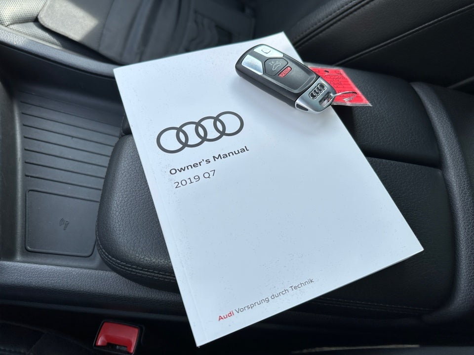 2019 Audi Q7 45 Premium