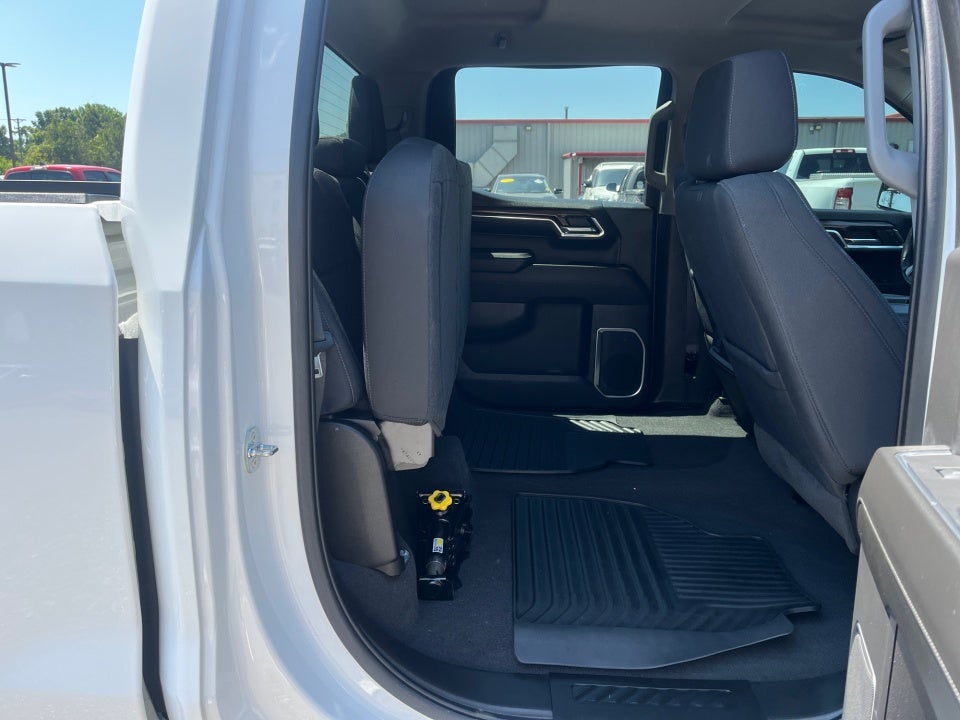 2022 Chevrolet Silverado 4WD Crew Cab Standard Bed LT