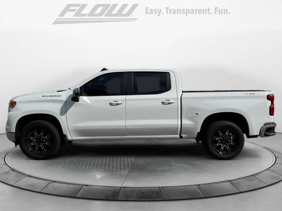 2022 Chevrolet Silverado 4WD Crew Cab Standard Bed LT