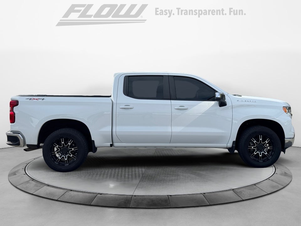 2022 Chevrolet Silverado 4WD Crew Cab Standard Bed LT