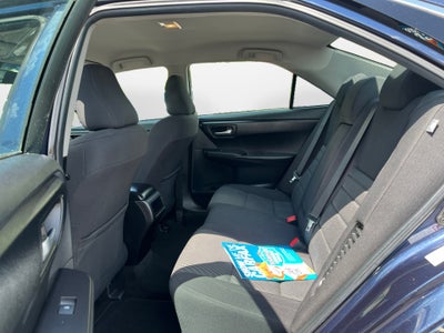 2015 Toyota CAMRY LE