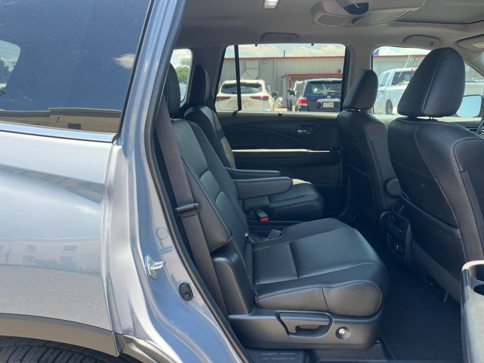 2022 Honda Pilot 2WD Touring 7 Passenger