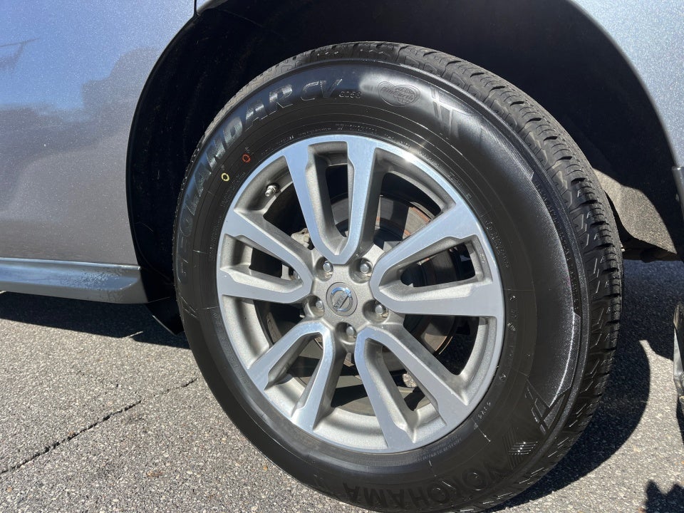 2016 Nissan Pathfinder S