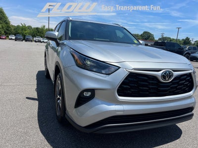 2025 Toyota Highlander Hybrid XLE