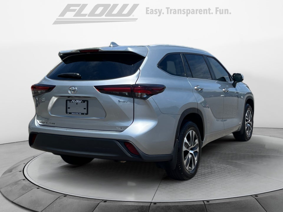 2025 Toyota Highlander Hybrid XLE