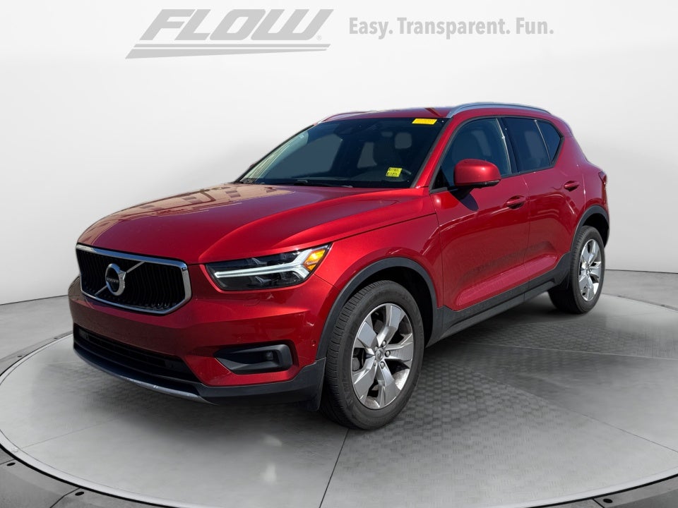 2019 Volvo XC40 T4 Momentum