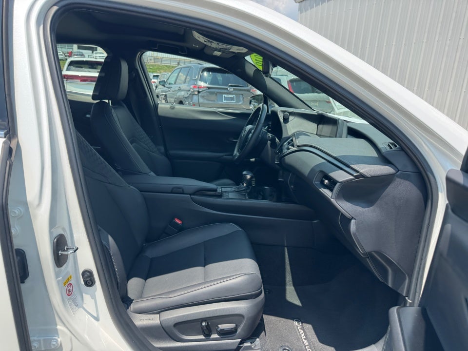 2019 Lexus UX 200 UX 200