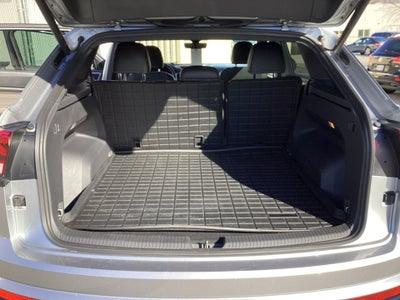 2023 Volkswagen Atlas Cross Sport 3.6L V6 SEL R-Line Black