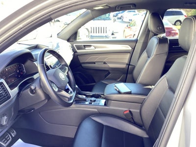 2023 Volkswagen Atlas Cross Sport 3.6L V6 SEL R-Line Black