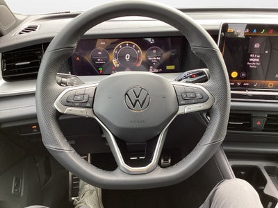 2025 Volkswagen Tiguan 2.0T SE R-Line Black