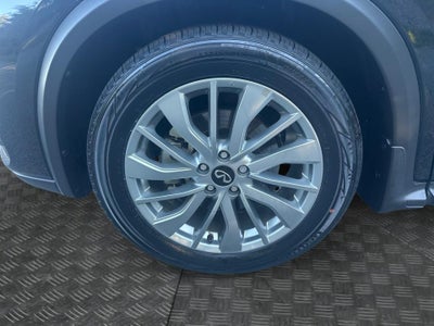 2025 INFINITI QX50 LUXE