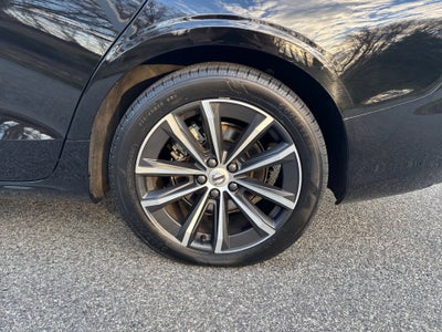 2021 Volvo S60 T5 Momentum
