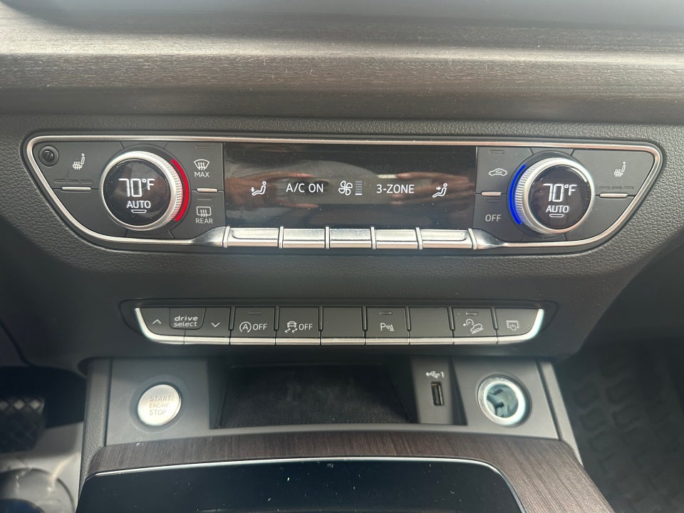 2023 Audi Q5 S line Premium