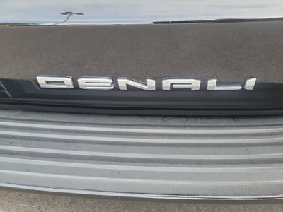 2023 GMC Yukon 4WD Denali