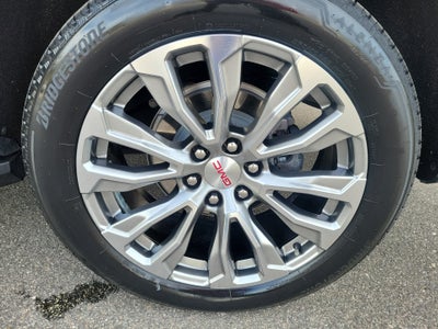 2023 GMC Yukon 4WD Denali