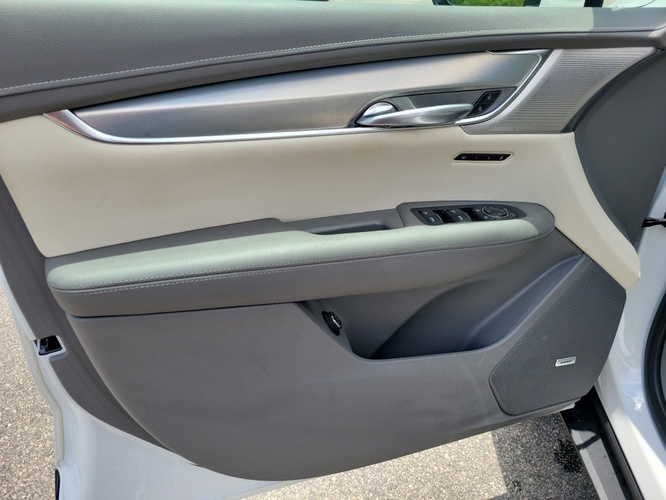 2021 Cadillac XT5 FWD Premium Luxury