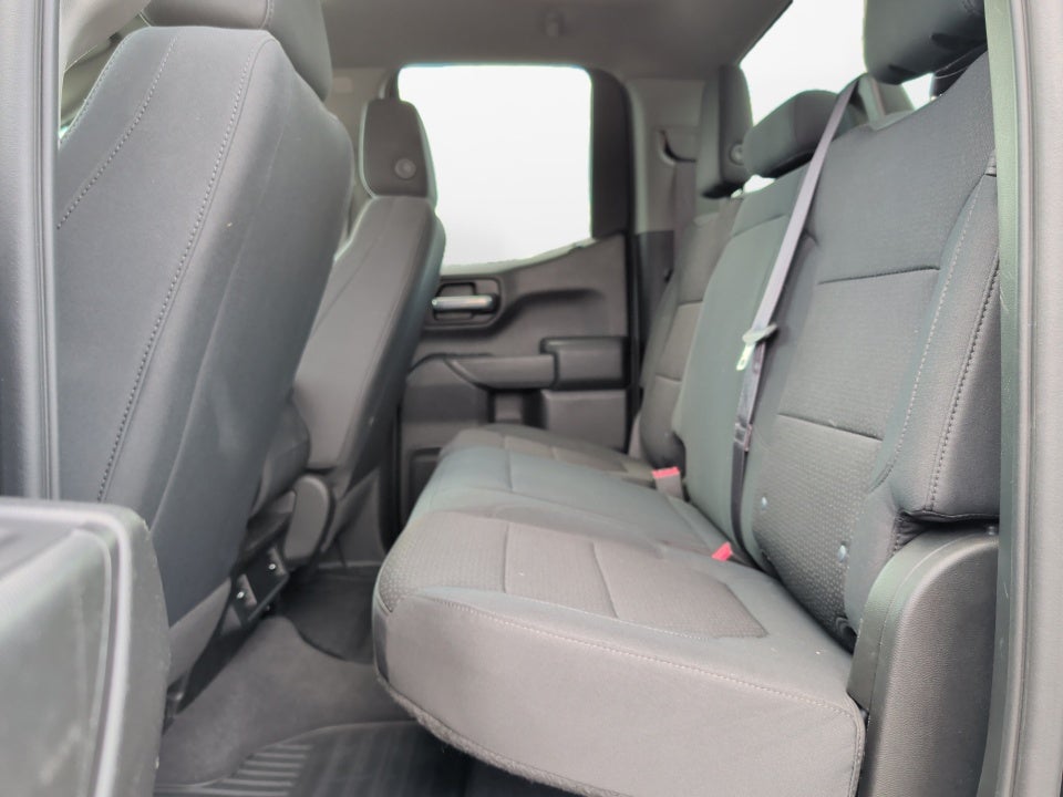 2020 Chevrolet Silverado 1500 4WD Double Cab Standard Bed Custom