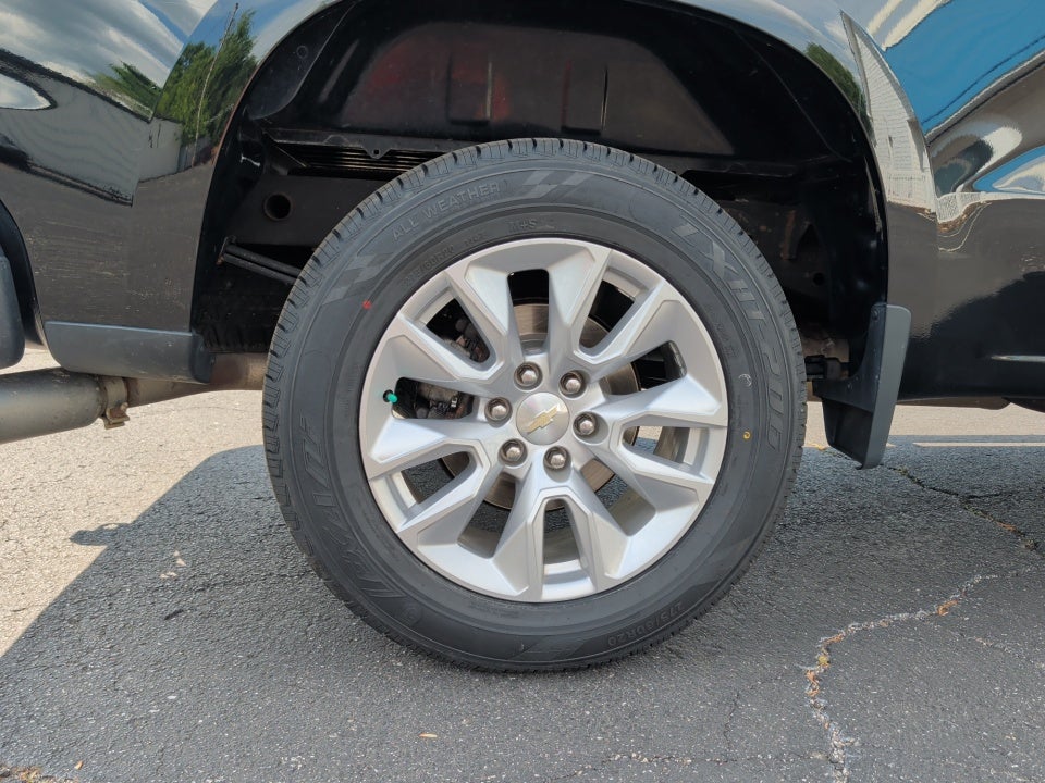 2020 Chevrolet Silverado 1500 4WD Double Cab Standard Bed Custom