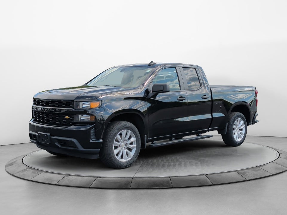 2020 Chevrolet Silverado 1500 4WD Double Cab Standard Bed Custom