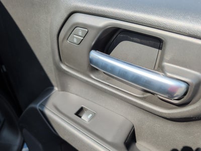 2020 Chevrolet Silverado 1500 4WD Double Cab Standard Bed Custom