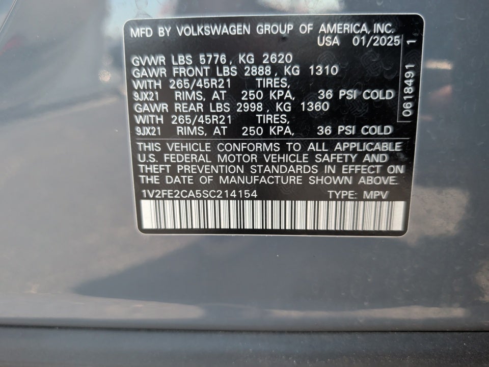 2025 Volkswagen Atlas Cross Sport 2.0T SEL Premium R-Line